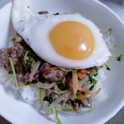 参考にさせていただきました｡
目玉焼きを崩しながら食べると美味しいですね(๑´ڡ`๑)ごちそうさまでしたm(_ _)m